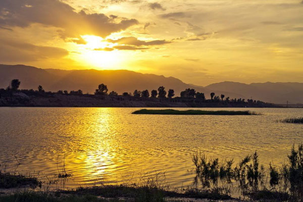 事不关己时都会觉得很无所谓