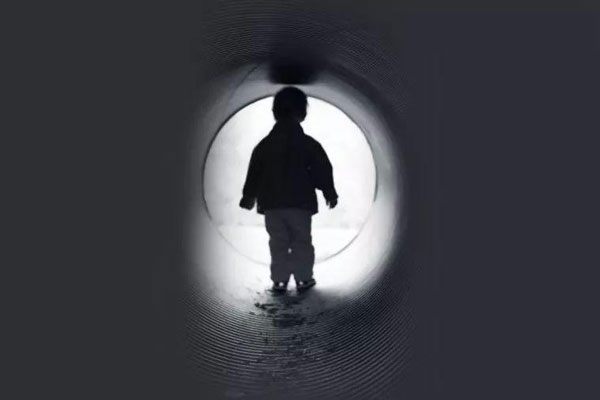 不要忽略了人间最珍贵的亲情,多花一点时间陪伴孩子